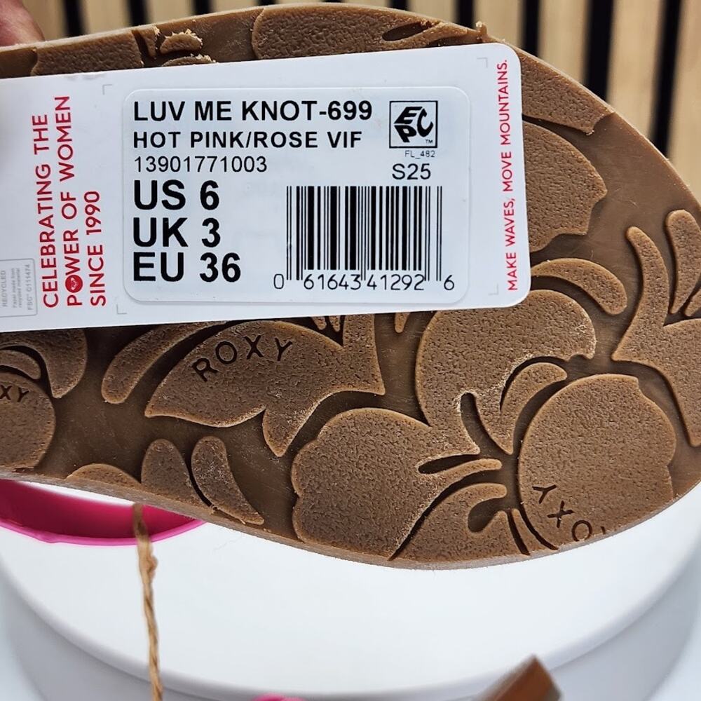NEW - Roxy Luv Me Knot Women’s Flip Flop Sandals Platform Casual Size 6 - Picture 6 of 6